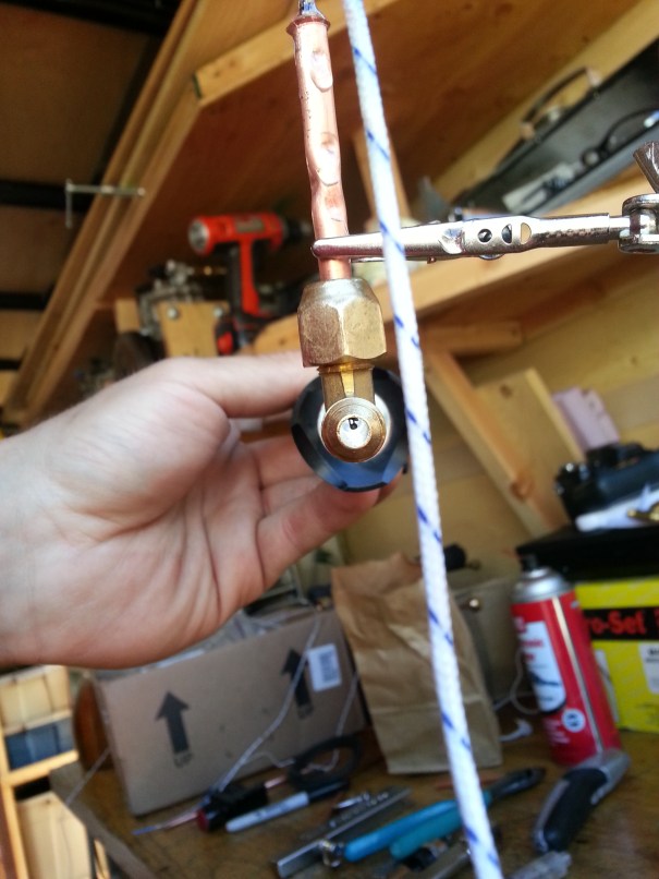 thermistor tip in pressured line